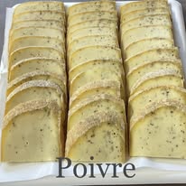 Tomme au poivre - Au Panier Gourmand